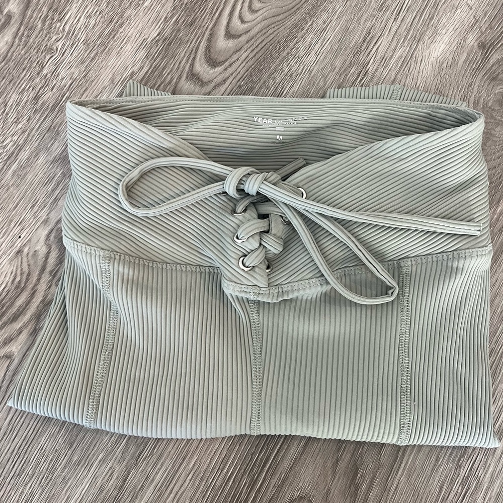 Year of ours sage green lace up leggings